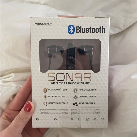 BLUETOOTH EAR BUD WIRELESS - Picture 1 of 3